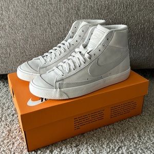 Women’s Nike Blazer